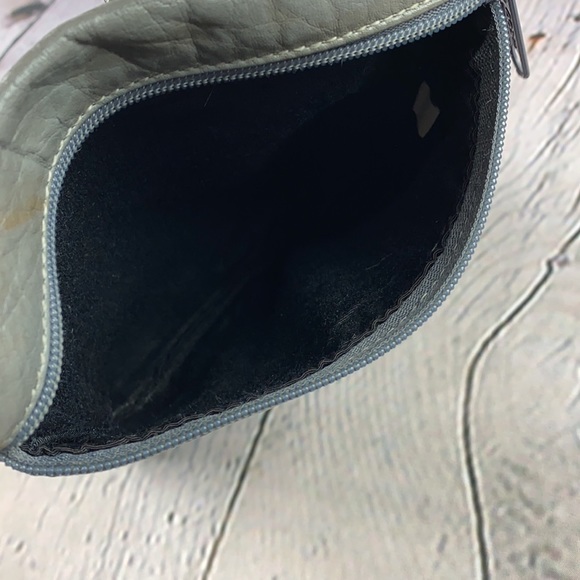 VINTAGE 70’s CARLOS FALCHI Gray Leather Crossbody Bag - Picture 10 of 17